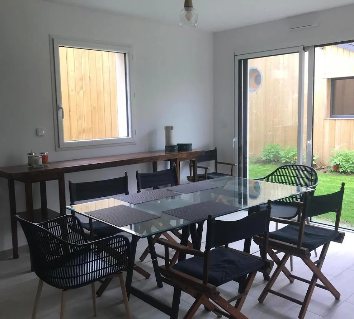 Villa Les Charmettes 圣吕奈尔